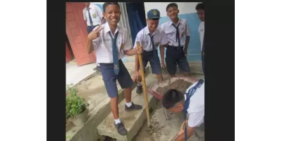 Kebersihan Sebagai Rutinitas Sekolah